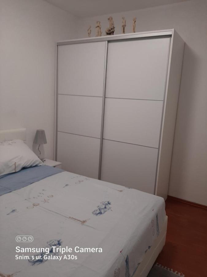 Kuca Za Odmor Coccoli Apartment Karlobag Luaran gambar