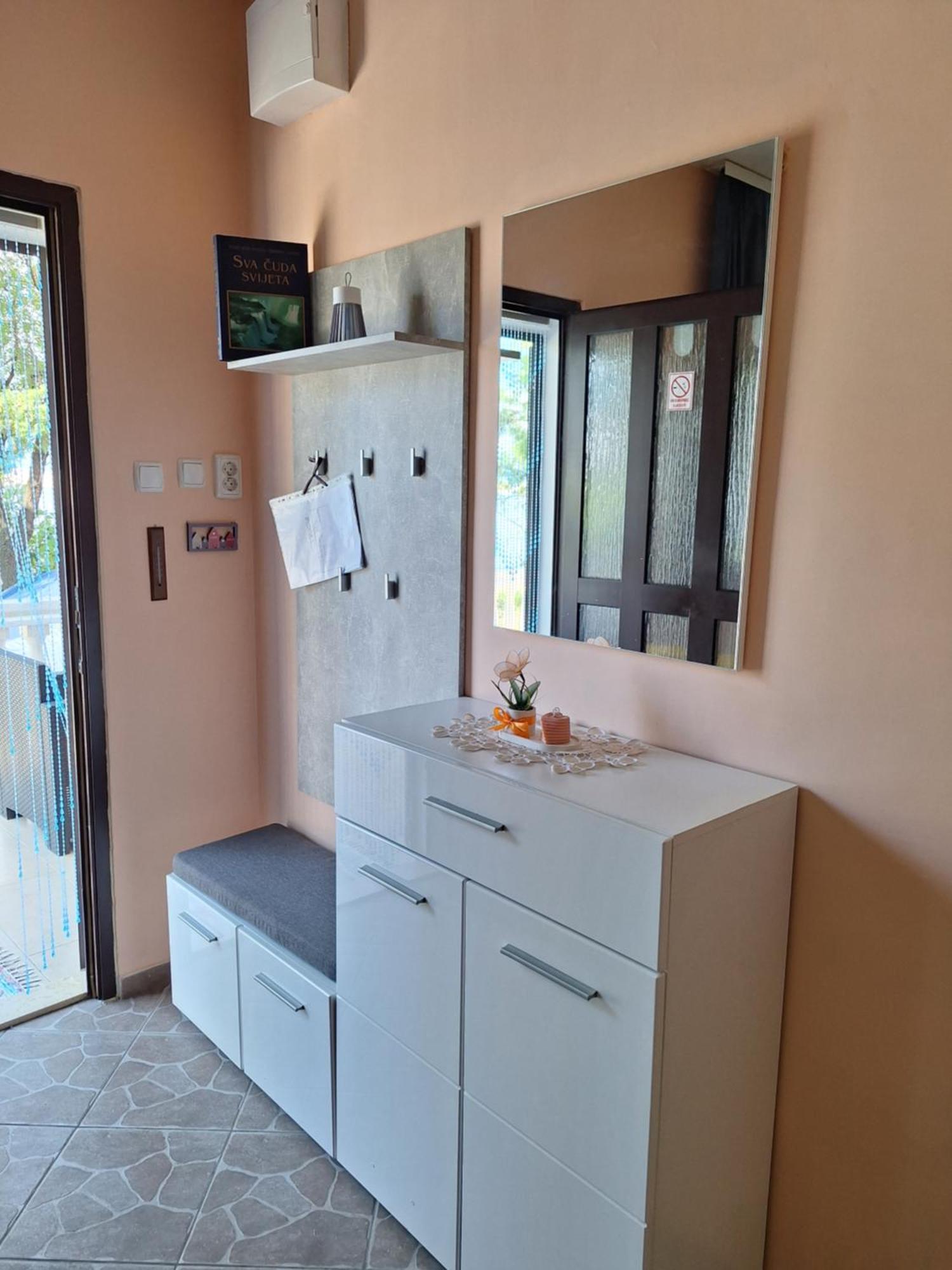Kuca Za Odmor Coccoli Apartment Karlobag Luaran gambar